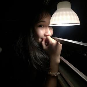 Meet your Posher, Quynh